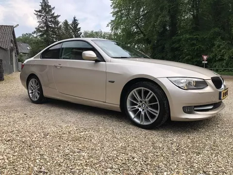 BMW 320I Coupe Leer/Navi