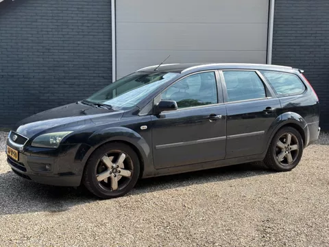 Ford Focus Wagon 2.0-16V Rally Edition
