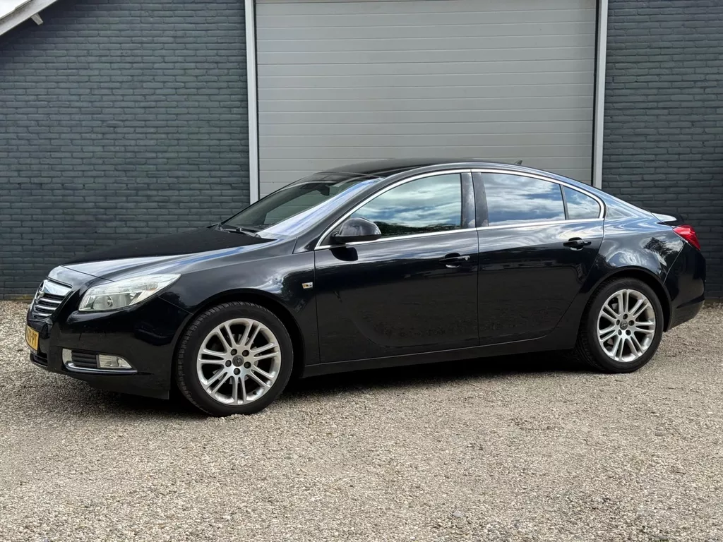 Opel Insignia 1.8 Edition