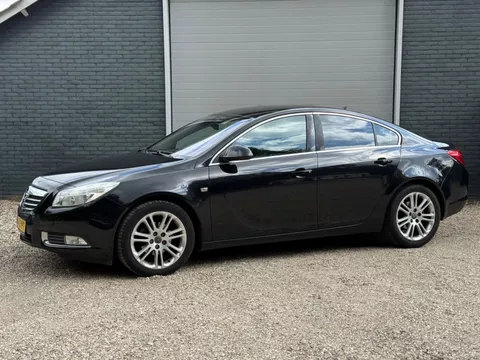 Opel Insignia 1.8 Edition